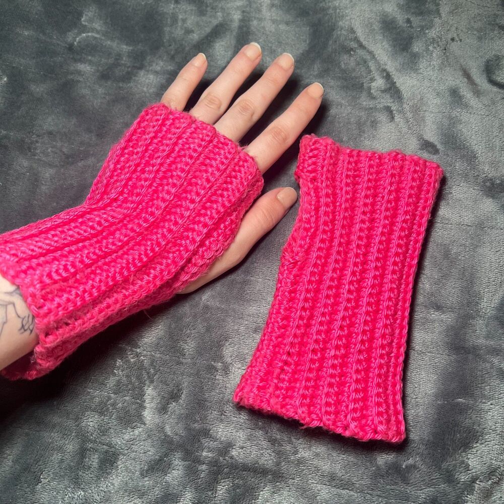 Vintage Y2K Fingerless Gloves - Thumbholes Armwarmers Rave Kawaii Scene Mcbling